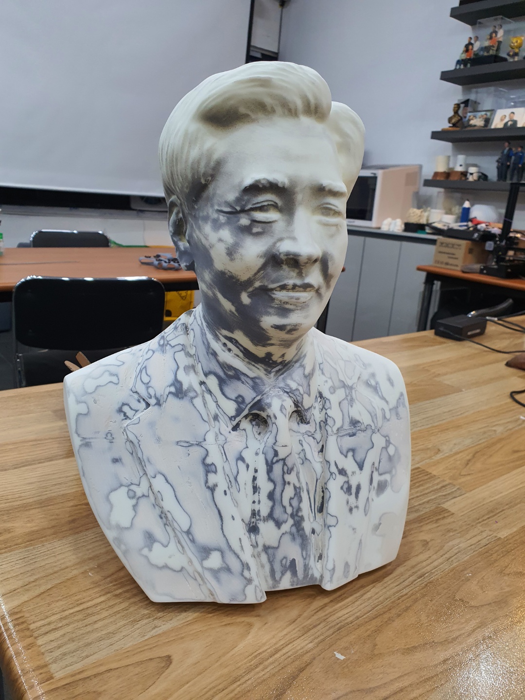 1차퍼티작업 완료